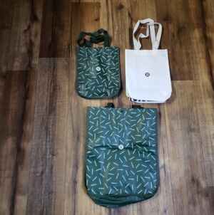 Lululemon Athletica Green Patterned and White Tote Bags - Set of 3